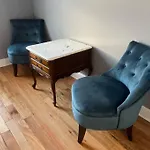 No-Frills 3Br With 2-Car Parking