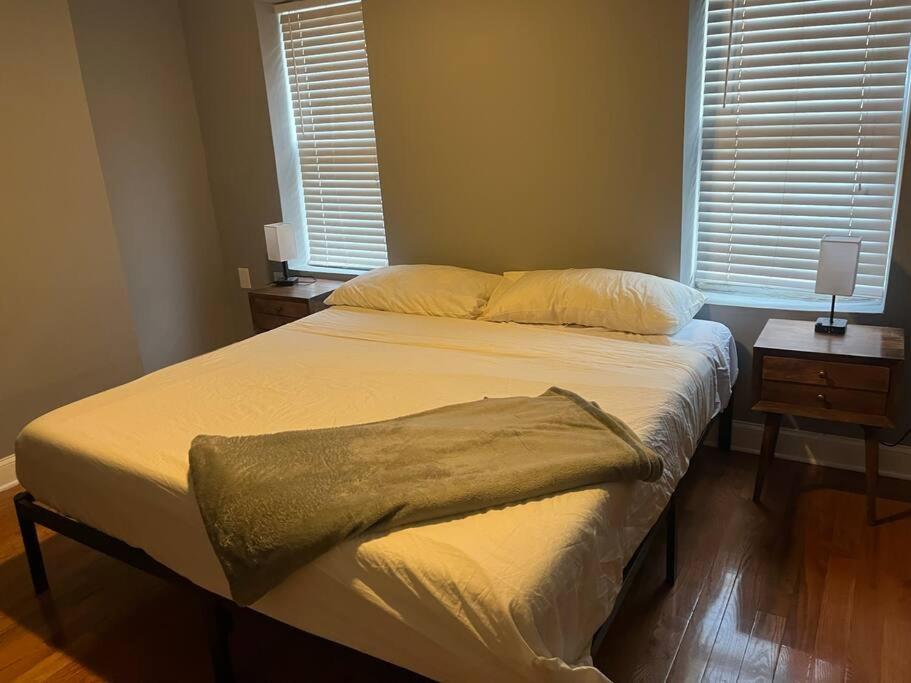 No-frills 3br With 2-car Parking Philadelphia